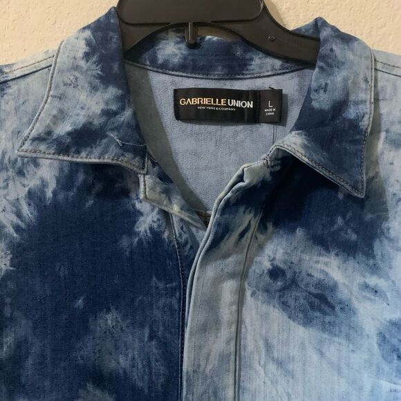 Gabrielle Union NY&Co Tie-Dye Denim Jumpsuit Chambray & Navy Blue Size Large - Picture 2 of 14
